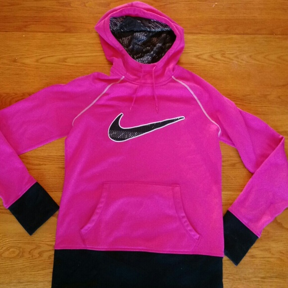 🚫SOLD🚫NIKE Therma-Fit Hoodie - Picture 2 of 7